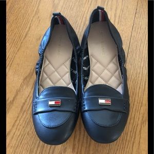 Ladies black comfort shoes by Tommy Hilfiger